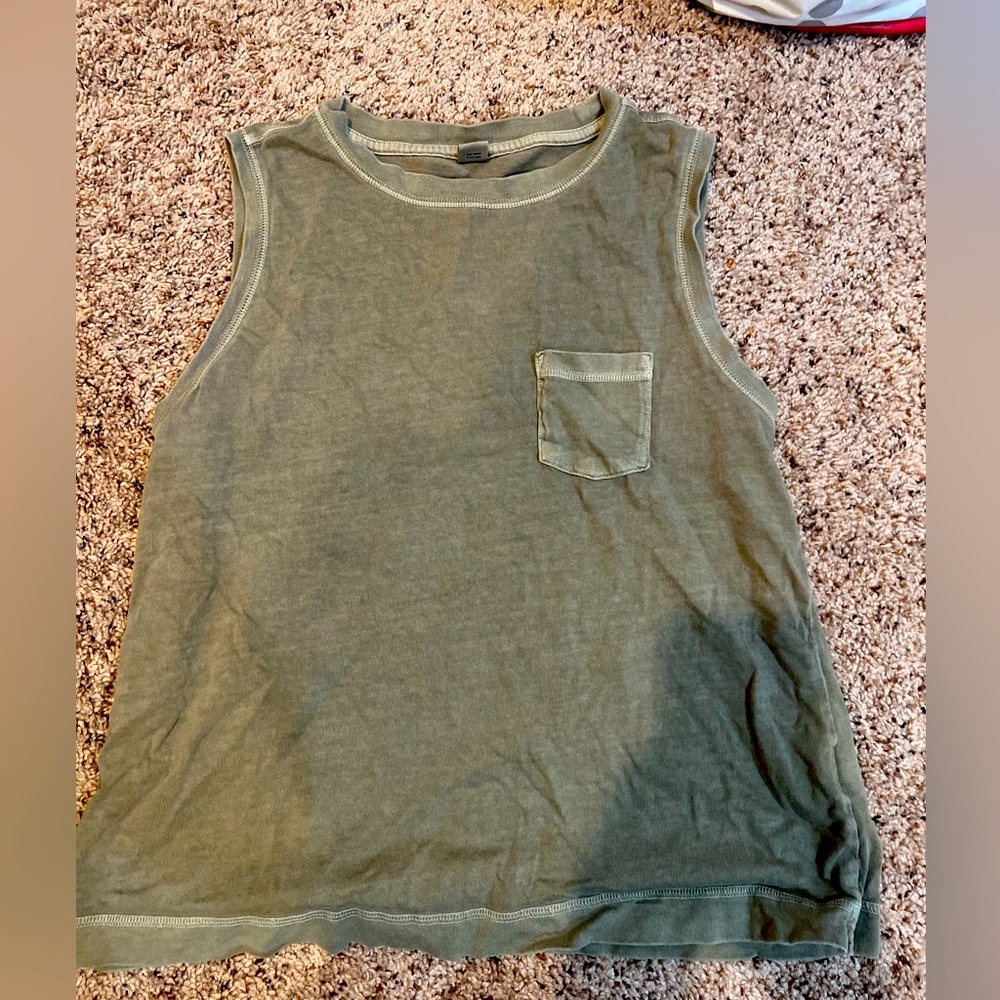 Sleeveless Tank top